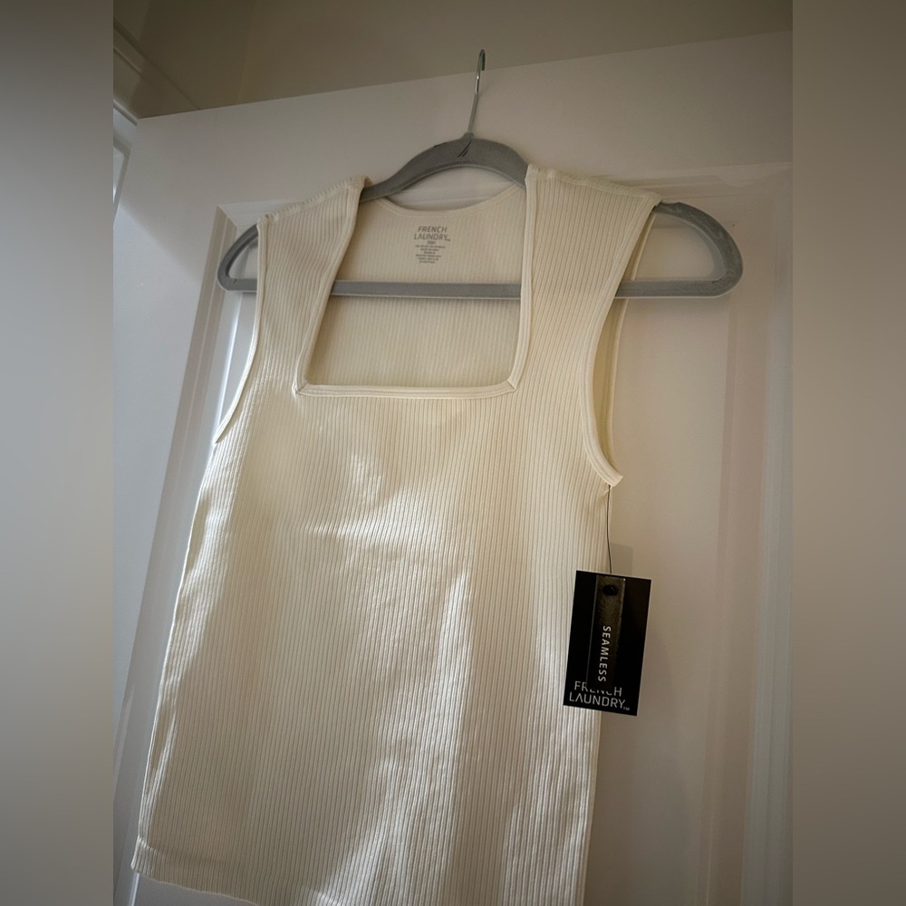 NWT Women’s Cream Ribbed Square Neck Top (SIZES: S/M & L/XL) - Picture 5 of 9